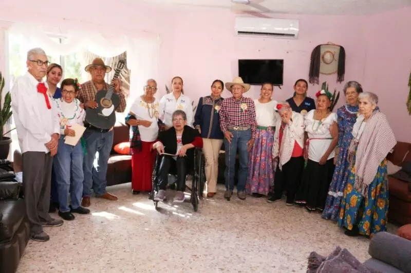 Convivencia revolucionaria en estancia segura del Sistema DIF