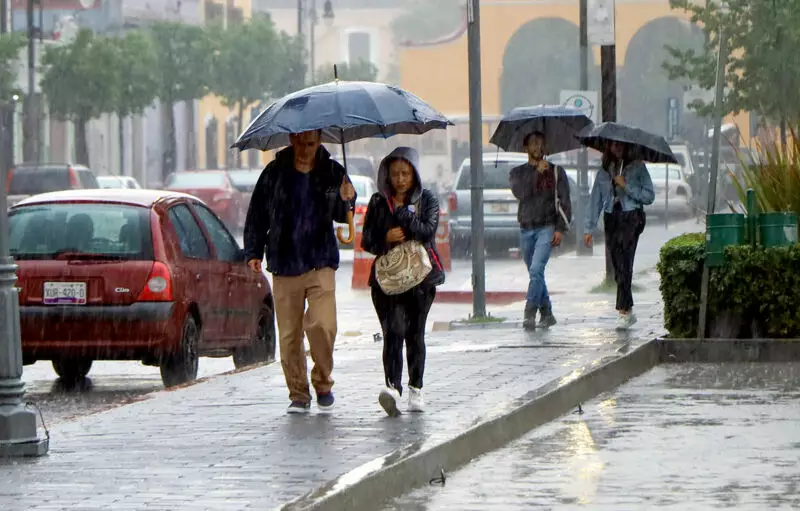 Frente frío 25 mantendrá bajas temperaturas y lluvias para este jueves