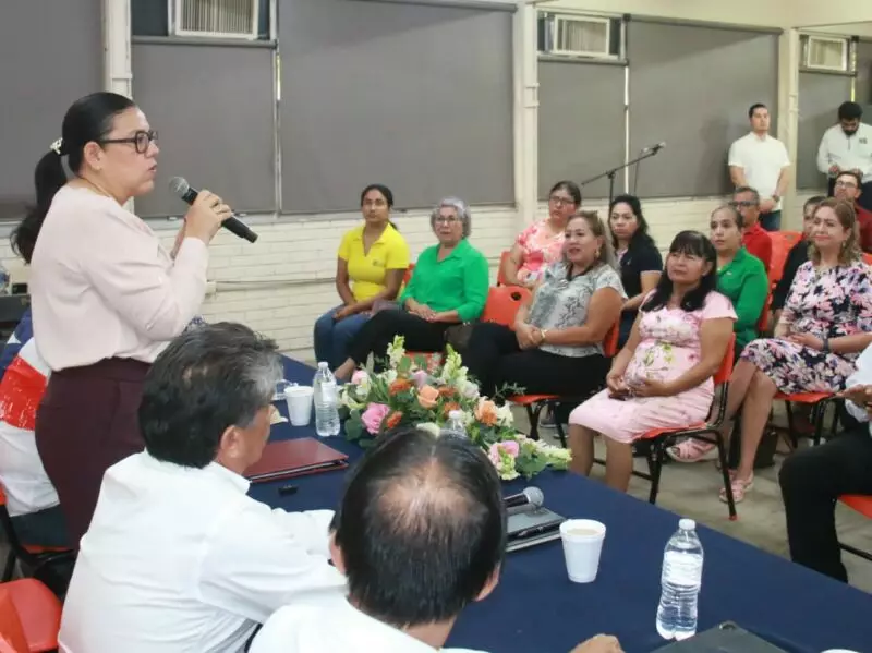 Respalda Sector Magisterial trabajo de Patty Chío en favor de la educación