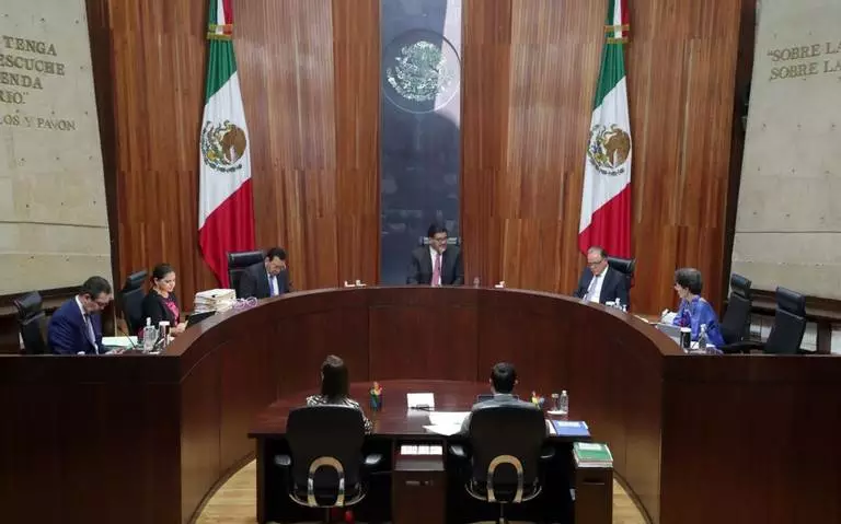 Tribunal Electoral ‘pulveriza’ amparos contra reforma judicial; da ‘luz verde’ a elección de jueces