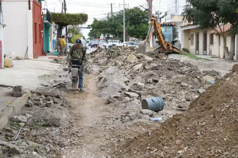 Garantiza Patty Chío avance y calidad en obra pública