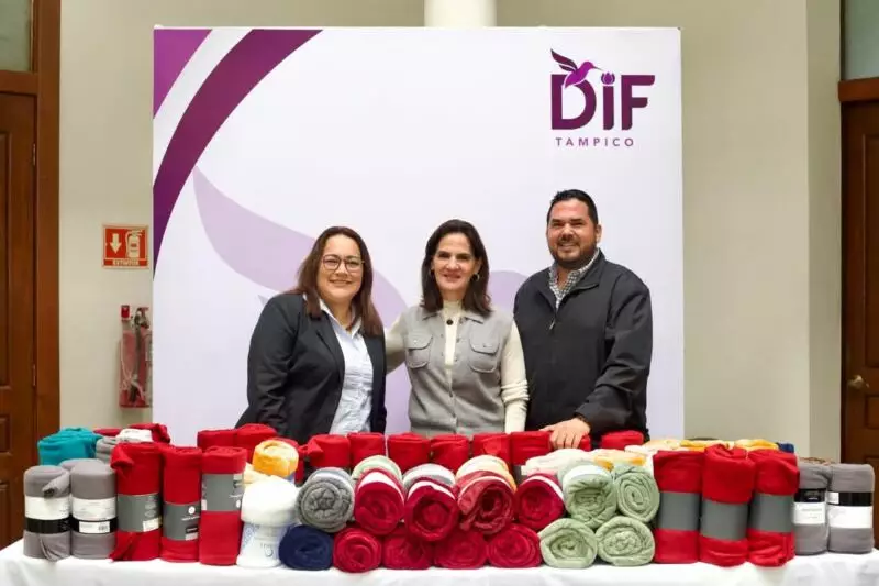 Recibe DIF Tampico Importante Donativo de Cobijas de la Fundación Carlos L. Dorantes del Rosal