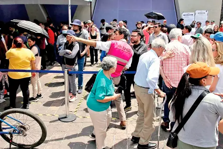 INE votará listas de candidatos, pese a errores; Senado subsanó parcialmente