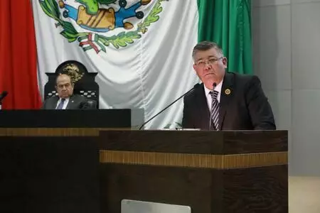 Congreso aprueba reforma para regular el uso de motocicletas