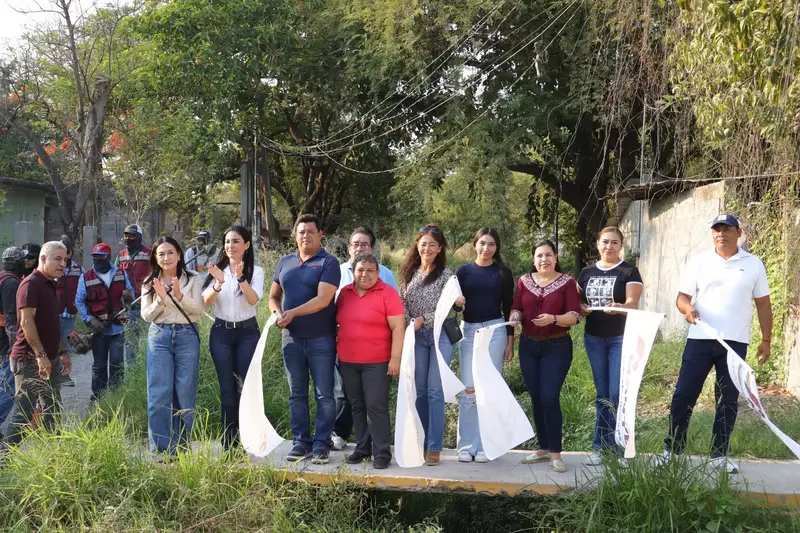 Arranca Patty Chío limpieza y desazolve de drenes pluviales