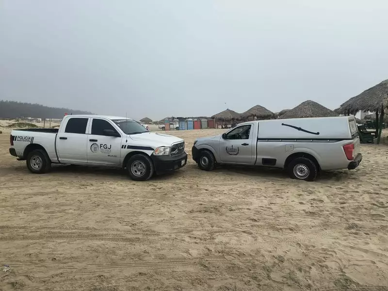 Deportistas encuentran a mujer sin vida en playa Miramar