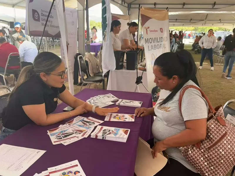Participa STPS en jornadas asistenciales del DIF Tamaulipas