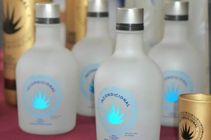 Promueve Tamaulipas sus denominaciones de origen del tequila y mezcal