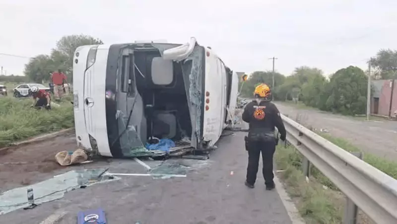 Volcadura de autobús en carretera de Nuevo León deja 11 muertos