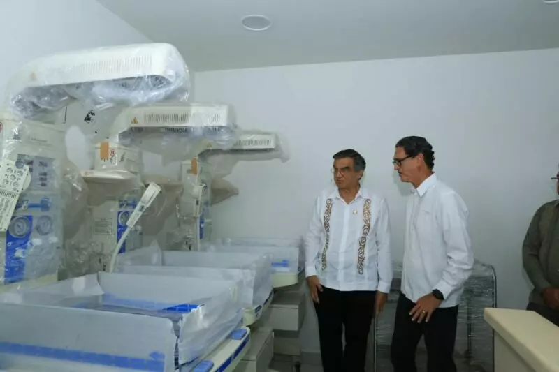 Supervisa Américo Villarreal avances del nuevo Hospital General de Ciudad Madero