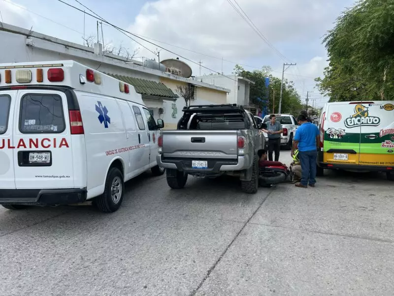 Estudiante del CBTis 15 resulta lesionado en choque
