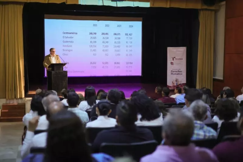 Capacita SEBIEN en respeto a derechos de migrantes