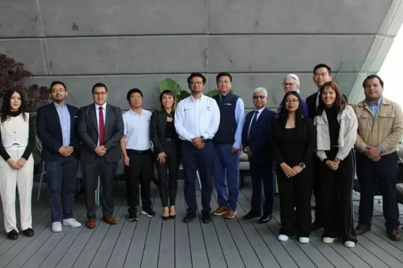 Sostienen reunión estratégica SEDENER y directivos del Parque Eólico “Huizache”