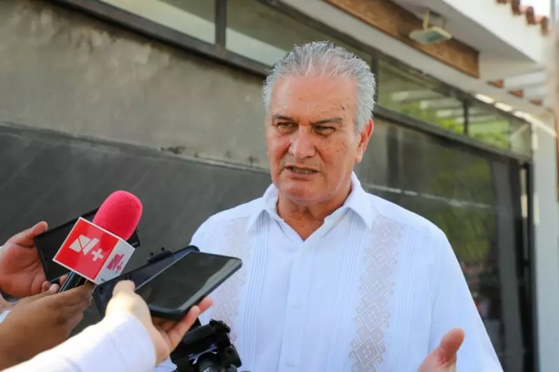 Línea de Vida, oportuna para la prevención de suicidios: SST