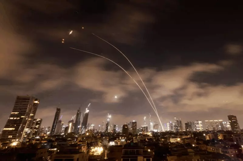 Impactan cuatro misiles iraníes en Israel