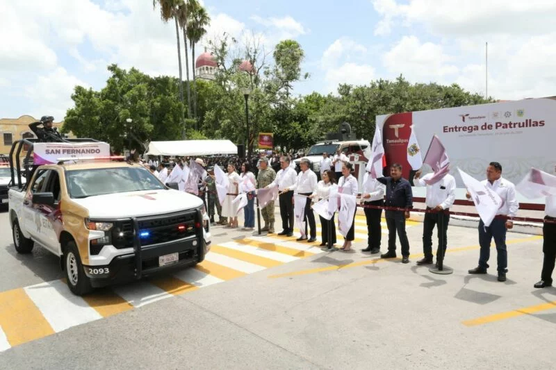 Refuerza Américo seguridad en San Fernando y la región con entrega de nuevas patrullas