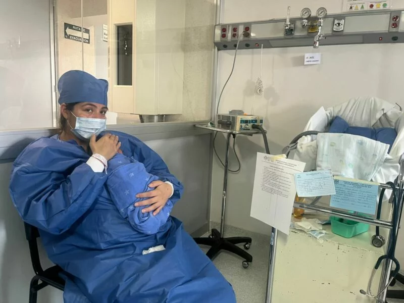 Con aplicación de Código Máter, Hospital Regional “1° de Octubre” del ISSSTE salva vida de madre y bebé