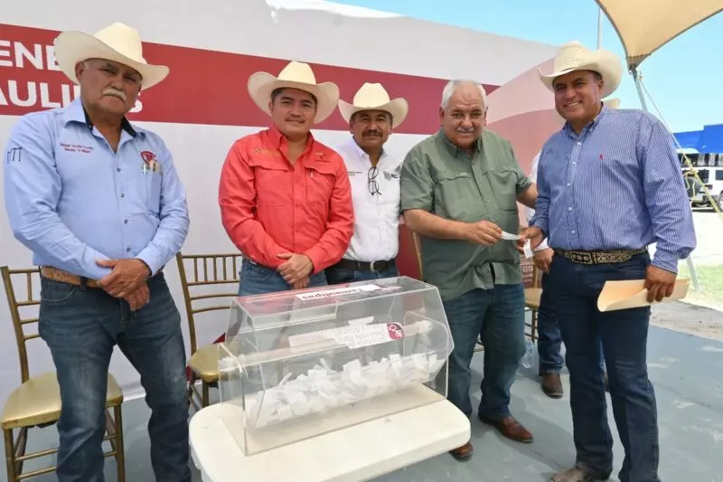 Llevan Programa de Mejoramiento Genético al municipio de Méndez