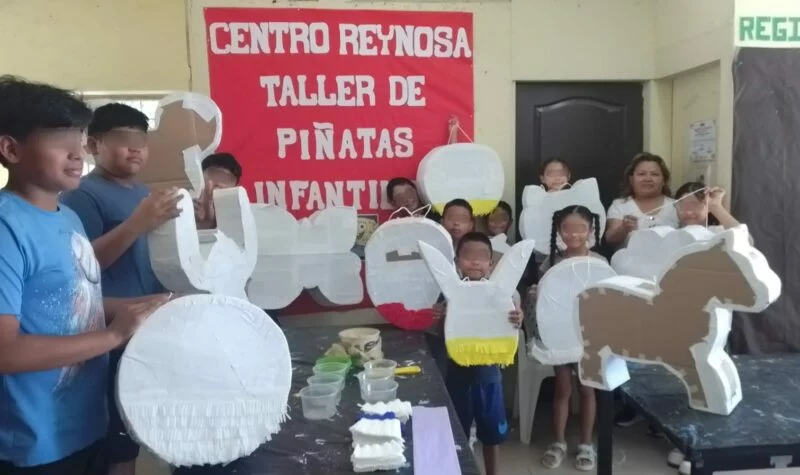 Fomentan valores y prevención del delito con taller infantil de piñatas en Reynosa