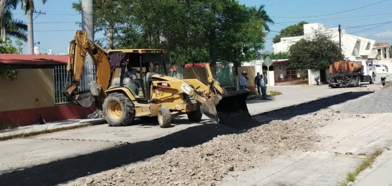 Avanza Gobierno de Patty Chío en la rehabilitación de calles