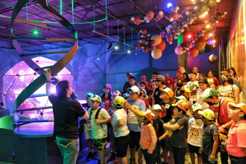 Disfrutan miles de familias espacios recreativos de la Comisión de Parques