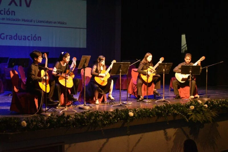 Egresa del Colegio de San Juan Siglo XXI nueva generación de especialistas en música