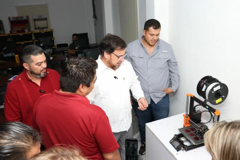 Niñas y niños, se divierten y aprenden ciencia y tecnología con curso Aventura de Verano