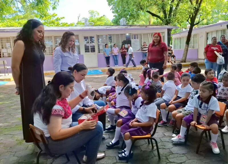 Beneficia Fundación Pantaleon A niños CAIC del DIF Mante