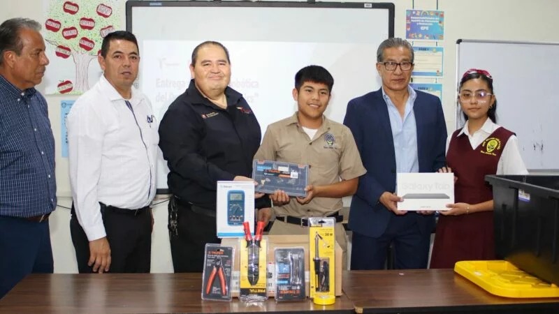 Impulsa Tamaulipas innovación tecnológica entre jóvenes con Proyecto CETEtronics