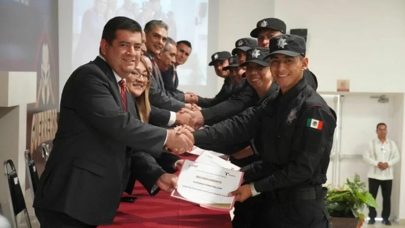 Se gradúan 83 cadetes del Curso de Formación Inicial para Guardia Estatal en la USJT