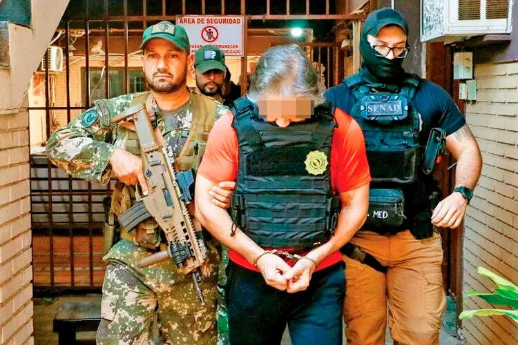 Paraguay expulsó a el ‘Comandante H’