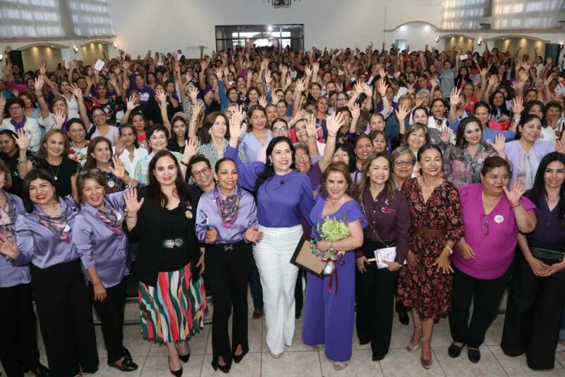 Patty Chío y mujeres de El Mante Unidas «Desatan su poder femenino»