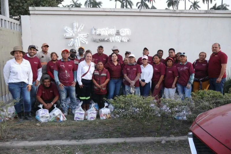 Lleva Patty Chío jornada de servicios al Ejido Camotero 1