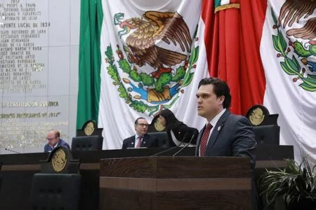 Se consolida Beto Prieto como el mejor evaluado