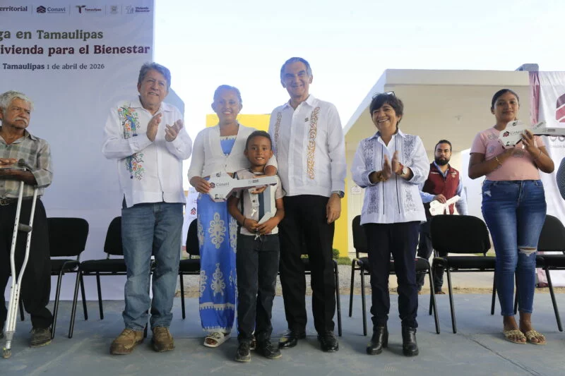 En enlace a la mañanera,  presidenta Sheinbaum y Américo entregan viviendas a familias de pescadores en Tamaulipas