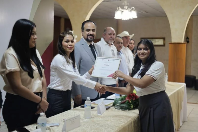 Impulsa SET mayores oportunidades para la juventud tamaulipeca con educación incluyente y de calidad